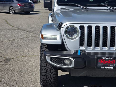 Used 2023 Jeep Wrangler Unlimited Sahara w/ Cold Weather Group image 3