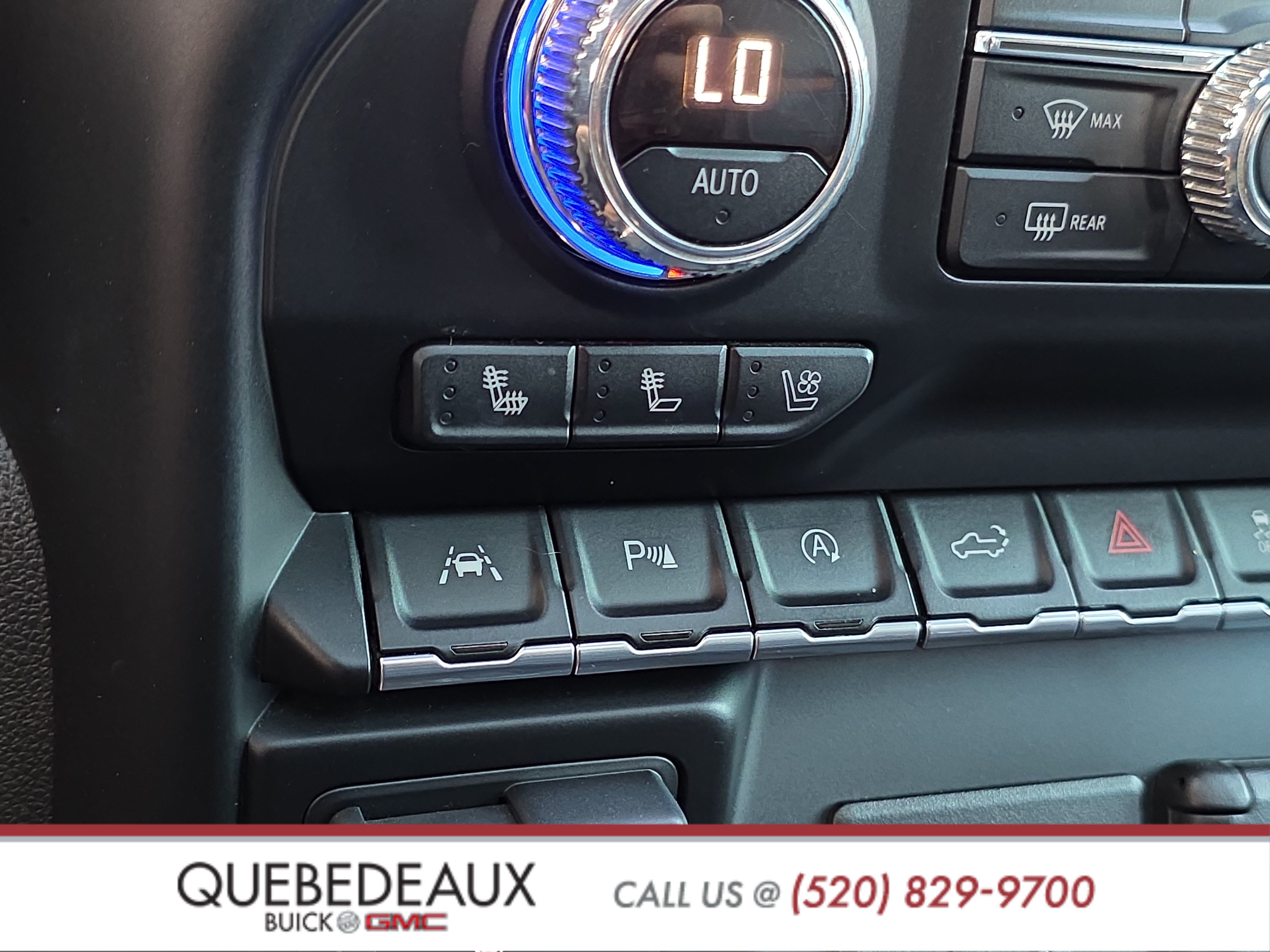 Used 2020 GMC Sierra 1500 AT4 w/ Technology Package AWD/4WD image 21