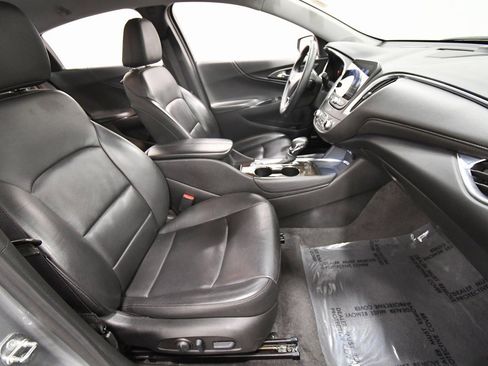 Used 2024 Chevrolet Malibu LT image 18