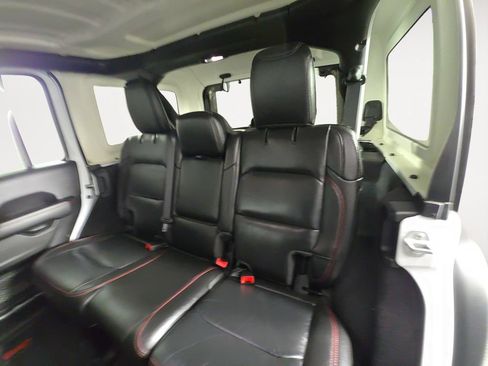 Used 2021 Jeep Wrangler Unlimited Rubicon AWD/4WD image 17