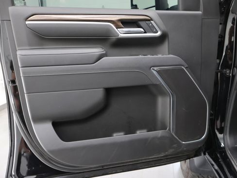 Used 2025 Chevrolet Silverado 2500 LT w/ Trail Boss Package AWD/4WD image 44