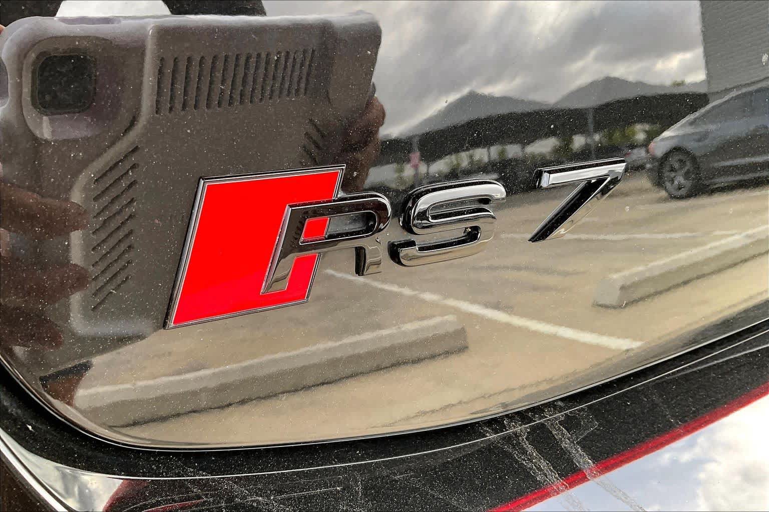 Used 2025 Audi RS 7 Performance AWD/4WD image 30