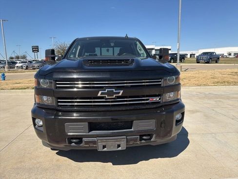 Used 2018 Chevrolet Silverado 2500 LTZ w/ Duramax Plus Package image 13