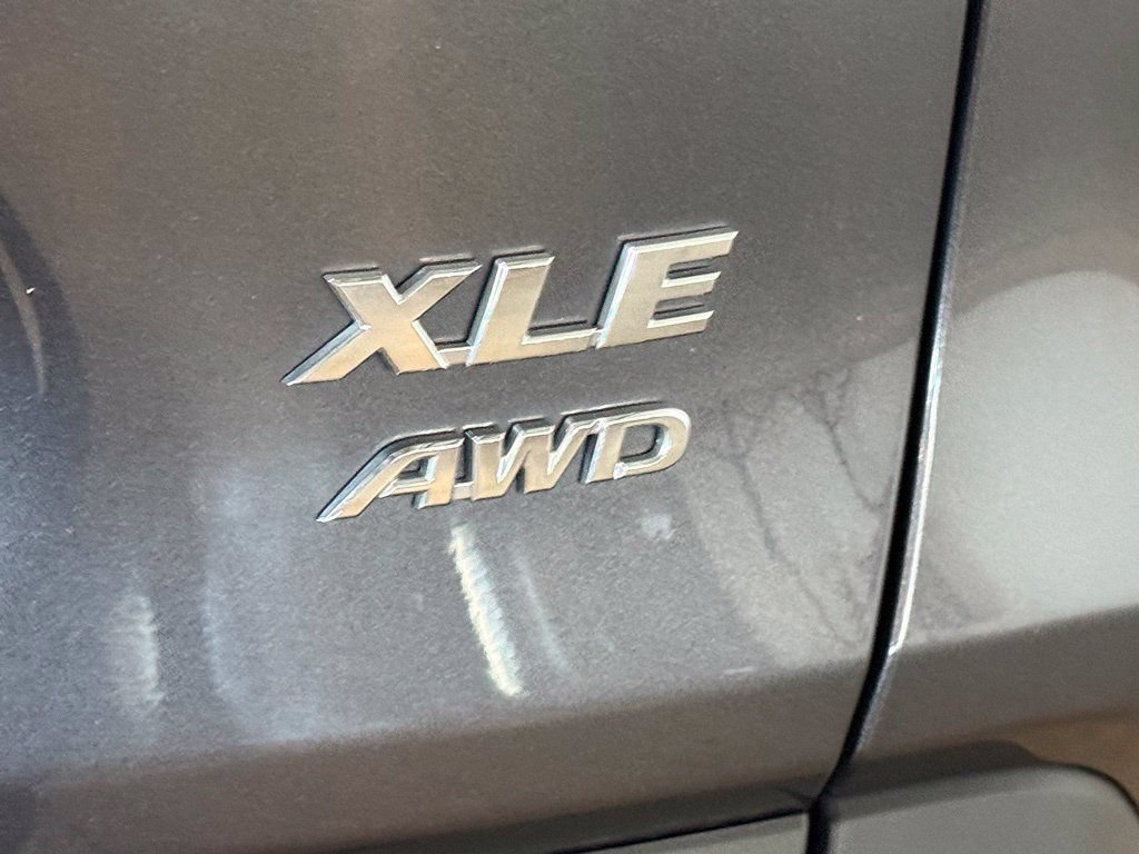Used 2024 Toyota RAV4 XLE w/ Convenience Package AWD/4WD image 23
