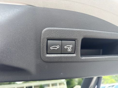 Used 2023 Subaru Solterra AWD image 27