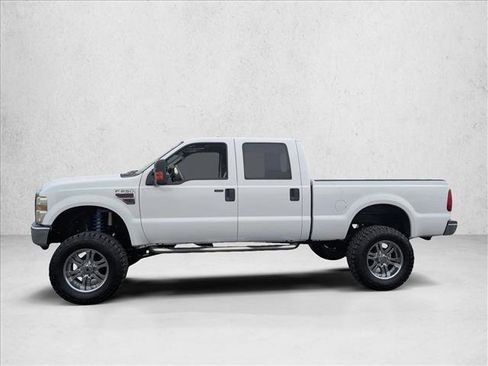 Used 2008 Ford F250 Lariat image 9