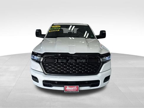 Used 2026 RAM 1500 Big Horn AWD/4WD image 9