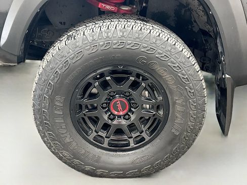 Used 2023 Toyota Tacoma TRD Pro AWD/4WD image 28