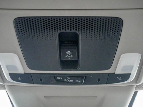 Certified 2025 Honda CR-V EX image 26