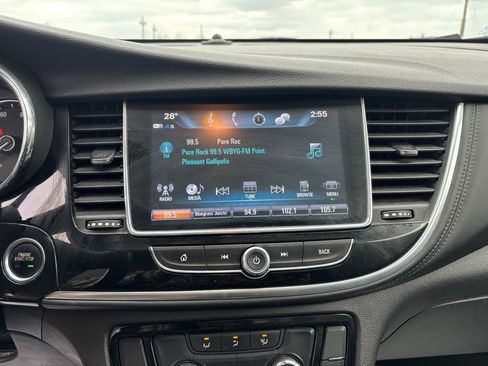 Used 2019 Buick Encore Sport Touring image 14