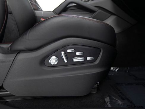 Certified 2021 Porsche Cayenne GTS AWD/4WD image 37