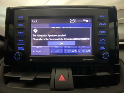 Used 2022 Toyota RAV4 XLE w/ Convenience Package AWD/4WD image 18