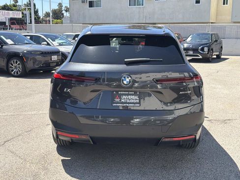 Used 2024 BMW iX xDrive50 w/ Convenience Package AWD/4WD image 4