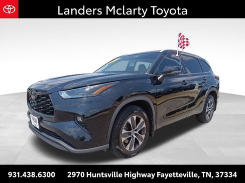 Used 2022 Toyota Highlander XLE AWD/4WD image 7