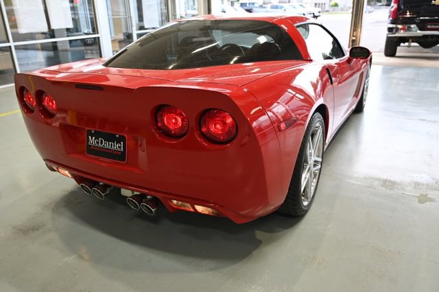 Used 2006 Chevrolet Corvette Coupe RWD image 7