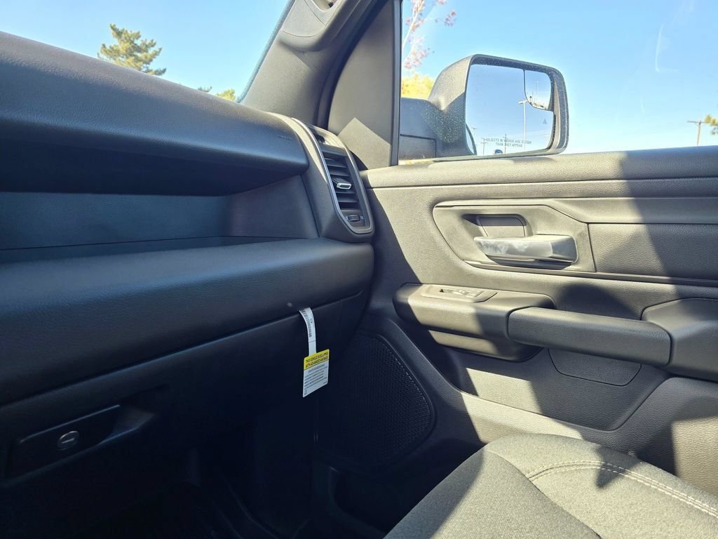 New 2026 RAM 1500 Warlock AWD/4WD image 28