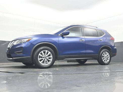 Used 2019 Nissan Rogue SV AWD/4WD image 26