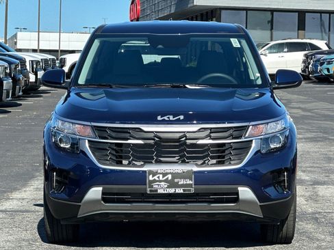 New 2026 Kia Seltos LX FWD image 9