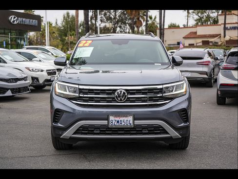 Used 2022 Volkswagen Atlas SE w/ Panoramic Sunroof Package AWD/4WD image 2