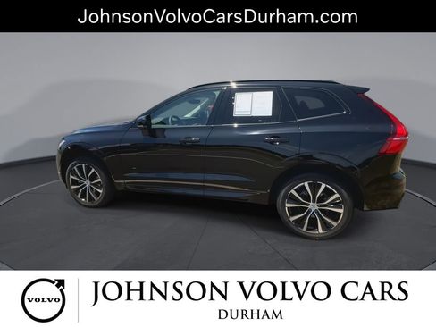 Used 2023 Volvo XC60 B5 Plus AWD/4WD image 6