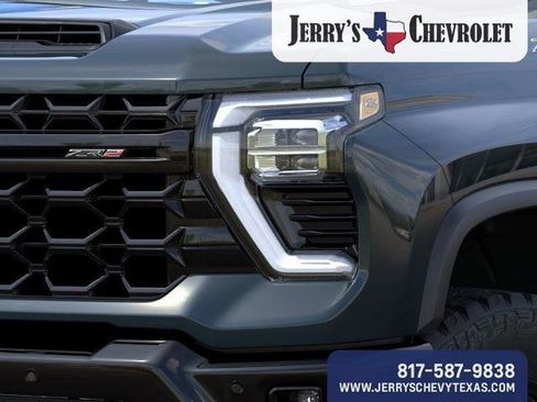 New 2026 Chevrolet Silverado 2500 ZR2 image 12