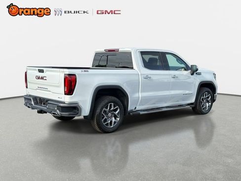 New 2026 GMC Sierra 1500 SLT w/ SLT Premium Package AWD/4WD image 3
