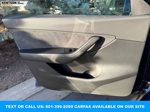 Used 2021 Tesla Model Y Long Range image 16