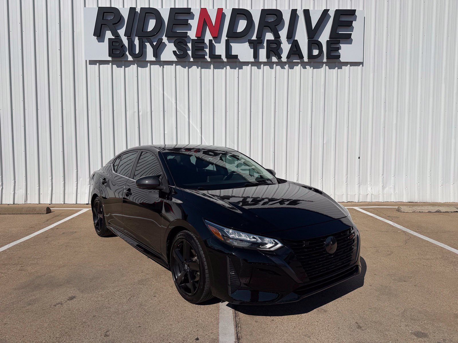 Used 2024 Nissan Sentra SR FWD image 10