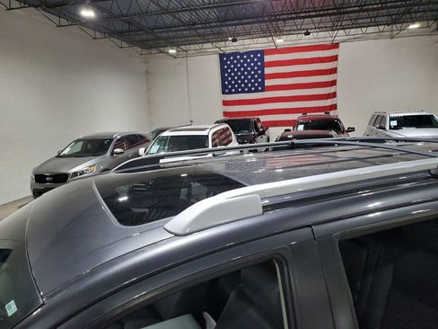 Used 2019 Toyota Sequoia SR5 image 46