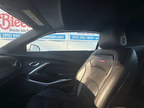 Used 2018 Chevrolet Camaro SS image 30