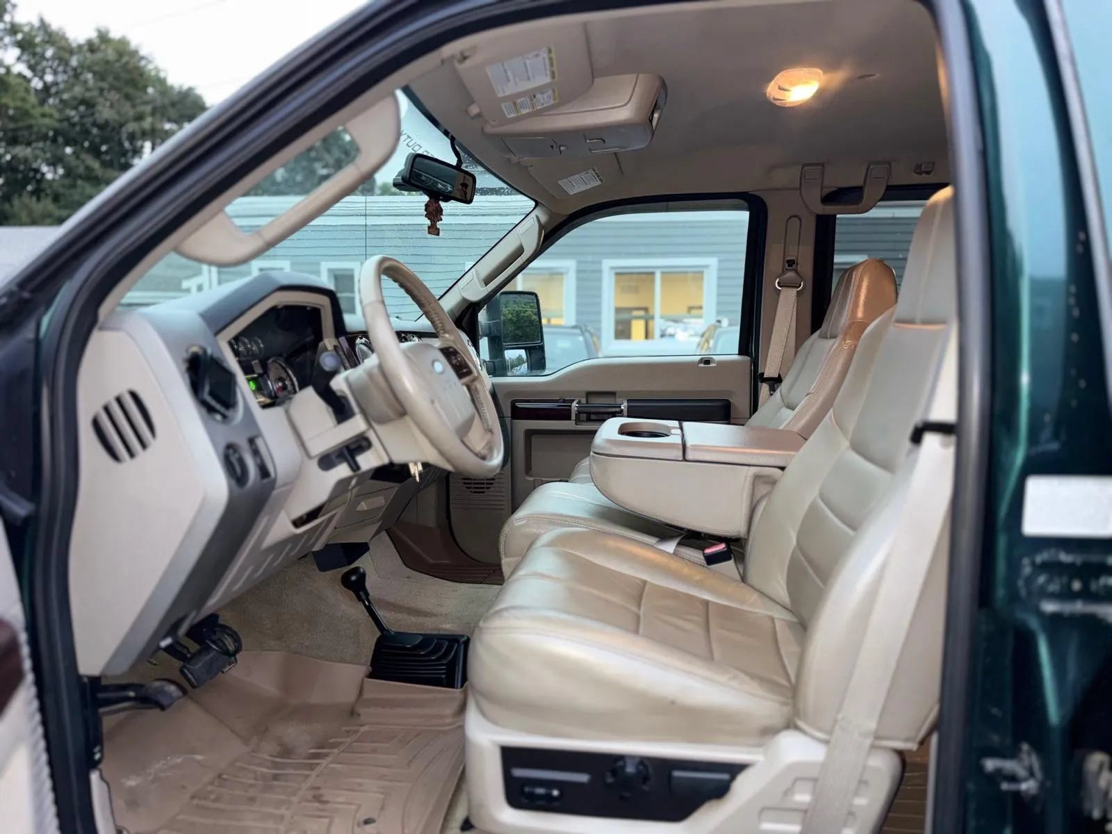 Used 2008 Ford F350 Lariat AWD/4WD image 10