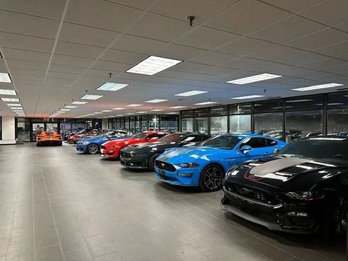 Used 2024 Ford Mustang GT RWD image 51