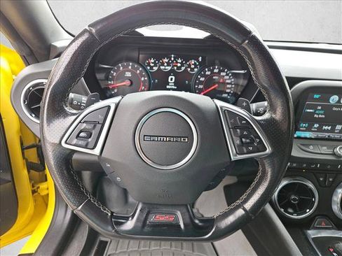 Used 2018 Chevrolet Camaro SS image 9