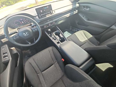 Certified 2025 Honda Accord LX image 21