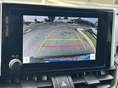 Used 2023 Toyota RAV4 XLE FWD image 18