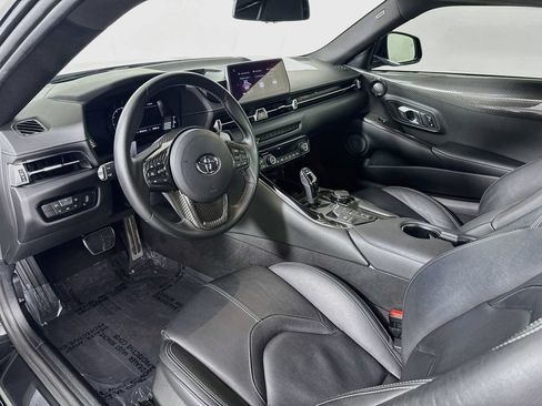 Used 2021 Toyota Supra Premium w/ Driver Assist Package RWD image 4