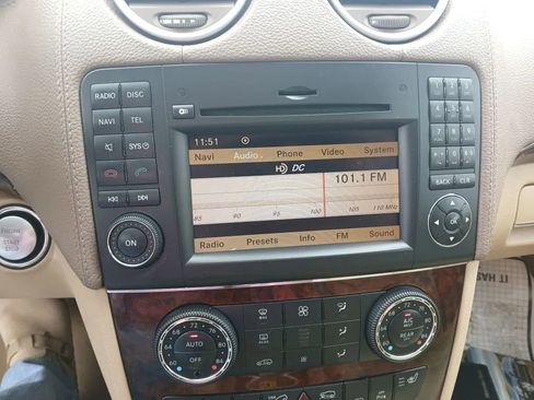 Used 2009 Mercedes-Benz GL 450 4MATIC image 11