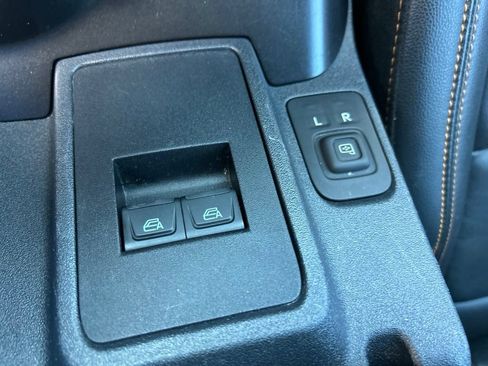 Used 2023 Ford Bronco Badlands AWD/4WD image 37