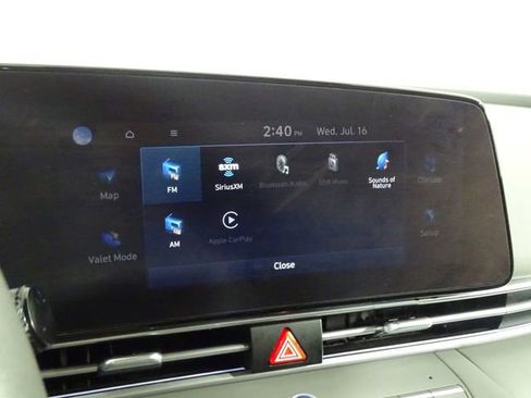 Used 2024 Hyundai Elantra SEL image 35