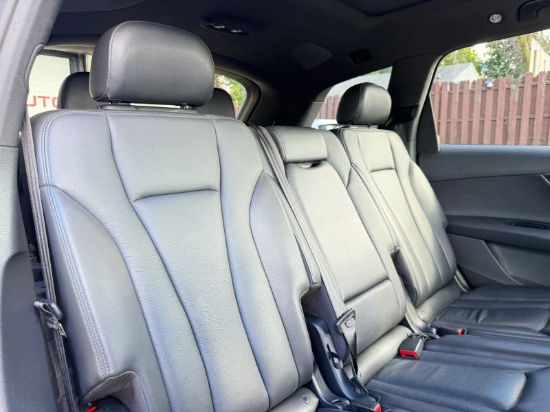 Used 2019 Audi Q7 3.0T Premium Plus w/ Premium Plus Package AWD/4WD image 31