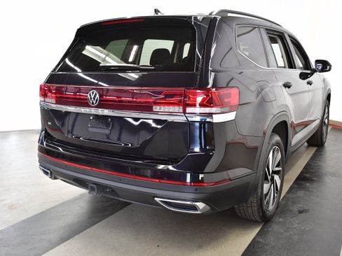 Used 2025 Volkswagen Atlas SE FWD image 7