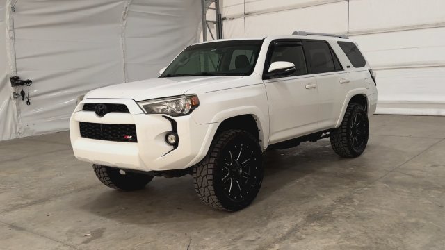 Used 2018 Toyota 4Runner SR5 Premium RWD image 8