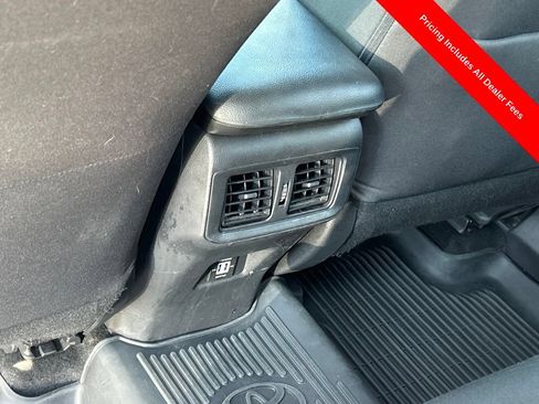 Used 2024 Toyota RAV4 LE AWD/4WD image 15