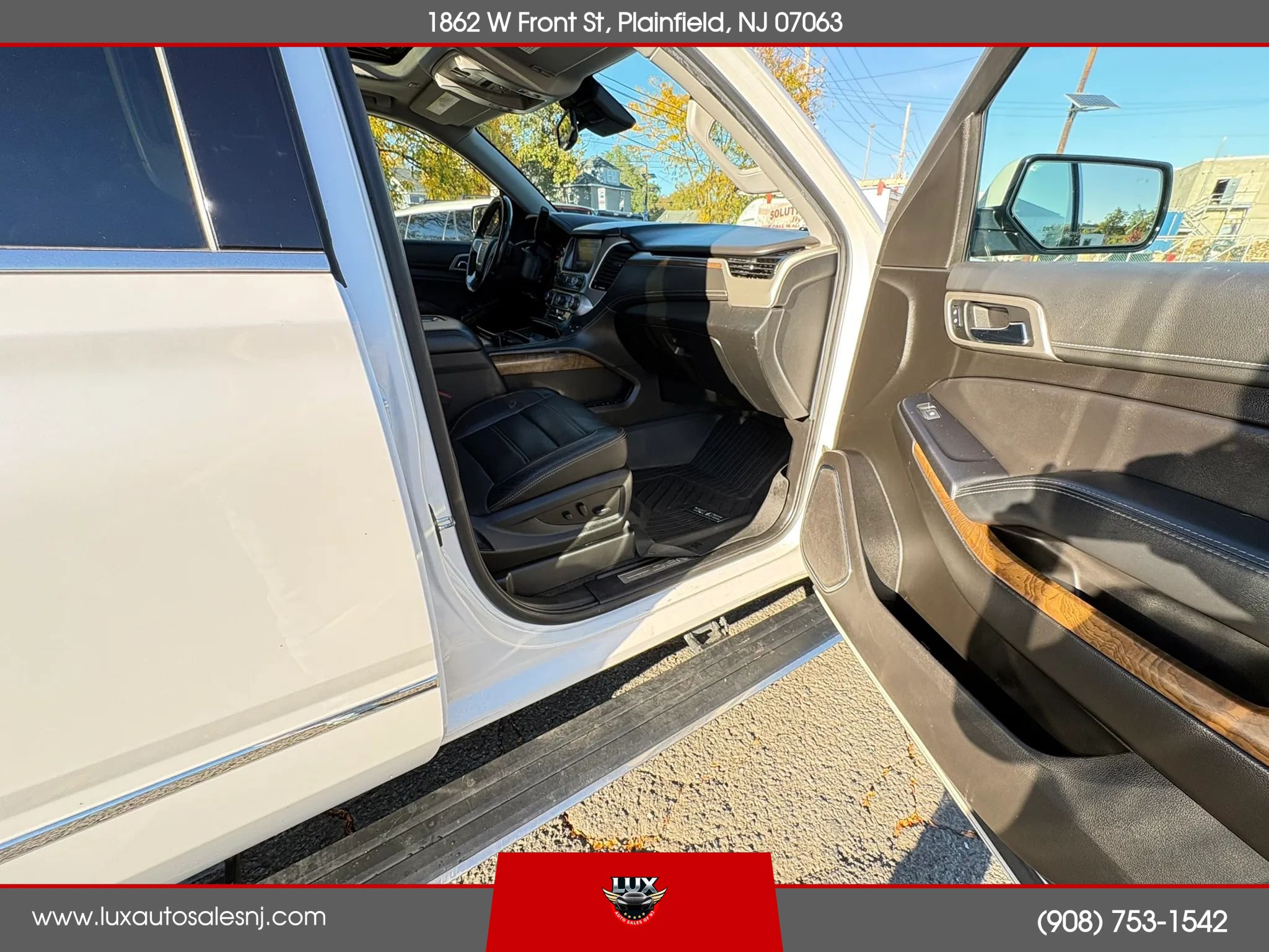 Used 2019 GMC Yukon Denali w/ Denali Ultimate Package AWD/4WD image 14