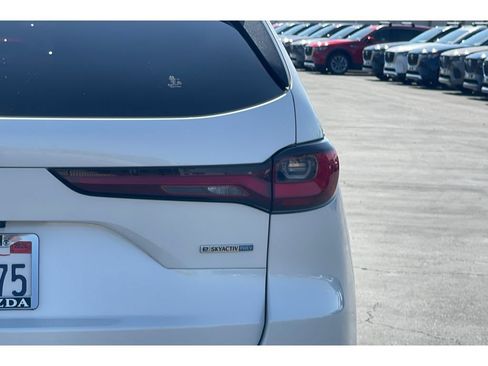 Certified 2024 MAZDA CX-90 Plug-In Hybrid w/ Preferred AWD/4WD image 52