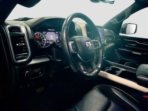 Used 2019 RAM 1500 Laramie image 9