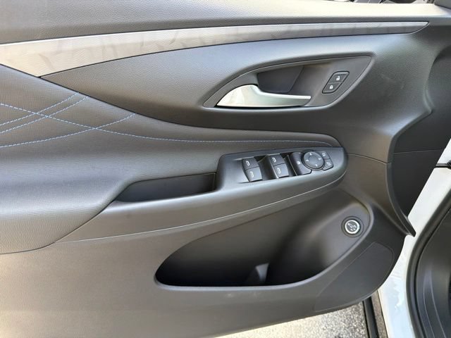 New 2026 Buick Envista Sport Touring w/ Convenience I Package FWD image 12