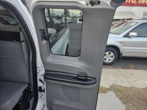 Used 2007 Ford F250 XL image 17