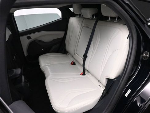 Used 2021 Ford Mustang Mach-E Premium image 14