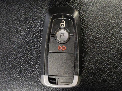 Used 2020 Ford EcoSport SE FWD image 32